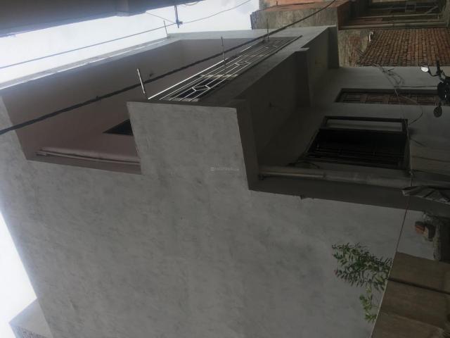 Residential Plot in Madhu Vihar for resale New Delhi. The reference number is 8086281