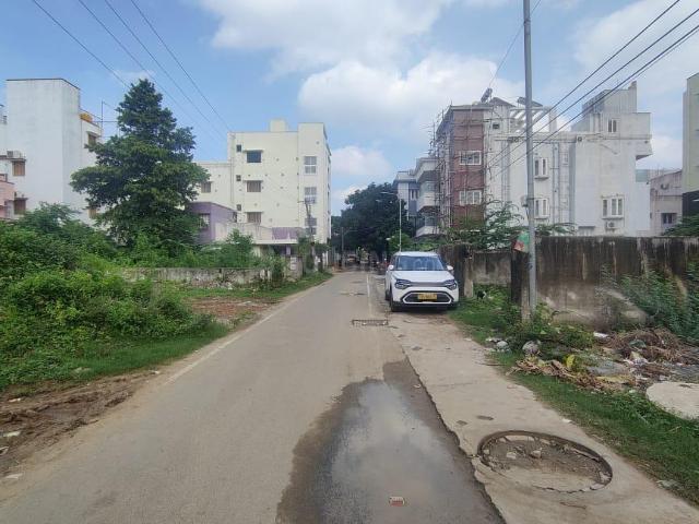 Residential Plot in Maduravoyal for resale Chennai. The reference number is 20617830