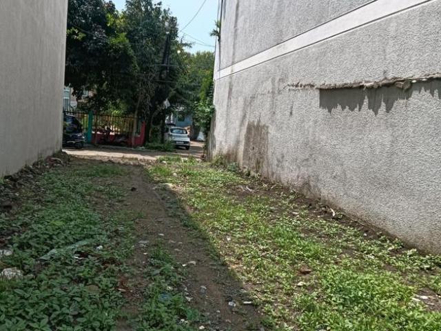 Residential Plot in Maharaja Tukoji Rao Holker Cloth Market for resale Indore. The reference number is 18297332