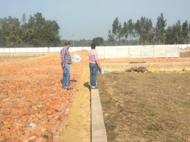 Residential Plot in Maharajpur for resale Kanpur. The reference number is 20077860