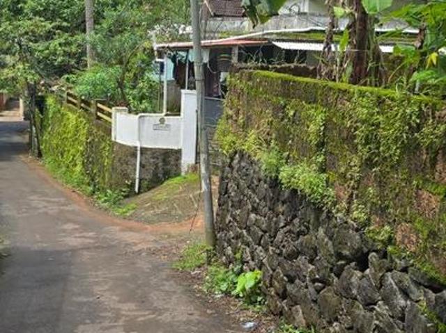 Residential Plot in Malaparamba for resale Kozhikode. The reference number is 20948689