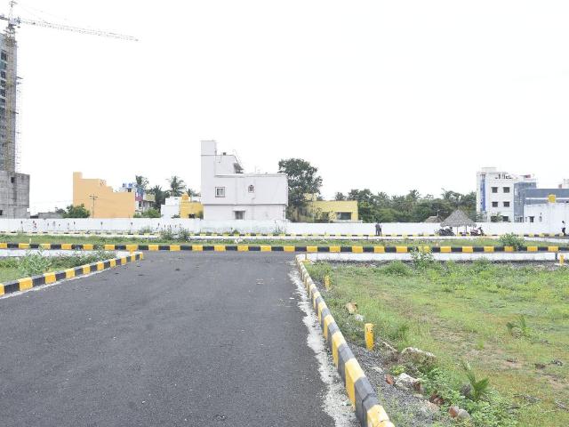 Residential Plot in Mambakkam for resale Chennai. The reference number is 18359809