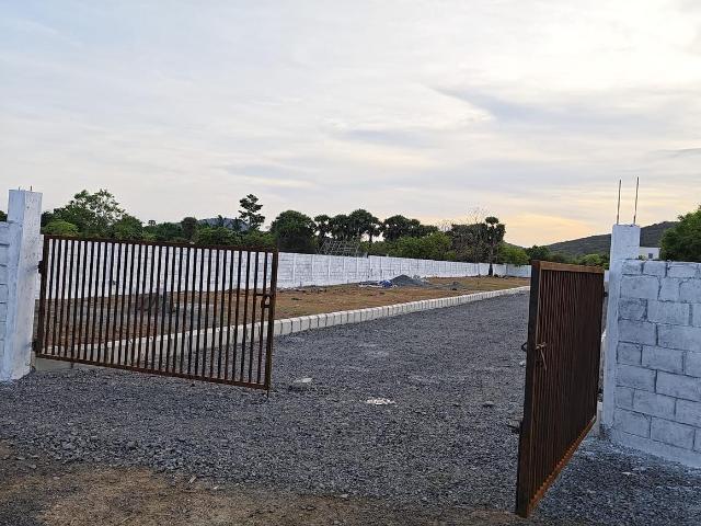 Residential Plot in Mambakkam for resale Chennai. The reference number is 20454540