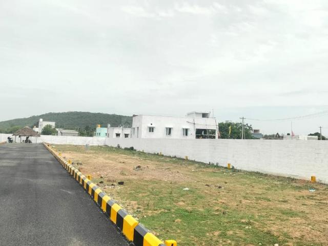 Residential Plot in Mambakkam for resale Chennai. The reference number is 20735521