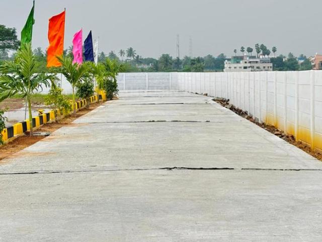 Residential Plot in Mannivakkam for resale Chennai. The reference number is 18923033
