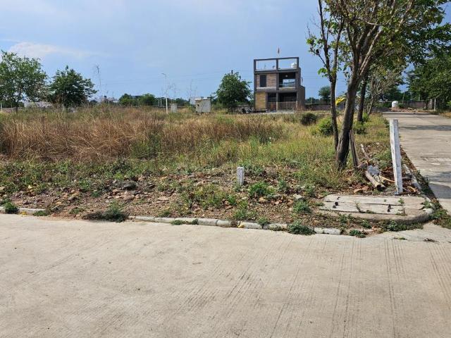 Residential Plot in Manglia for resale Indore. The reference number is 19765329