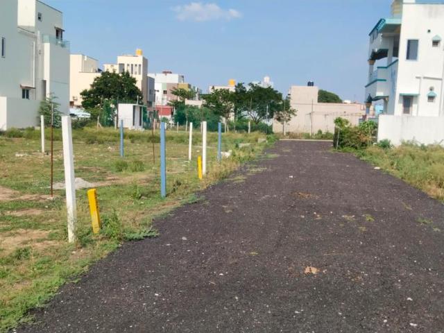Residential Plot in Manimangalam for resale Chennai. The reference number is 20747199