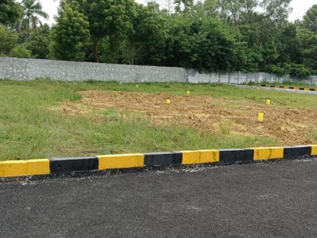 Residential Plot in Manimangalam for resale Chennai. The reference number is 20317284