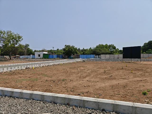 Residential Plot in Manimangalam for resale Chennai. The reference number is 20319919