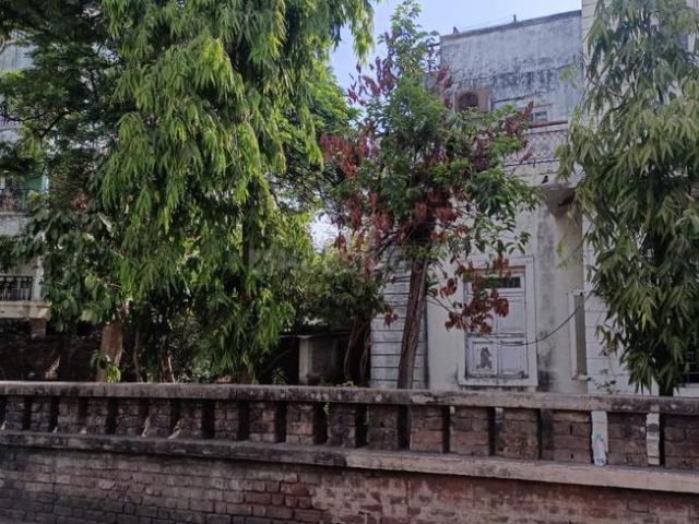 Residential Plot in Maninagar for resale Ahmedabad. The reference number is 20140410