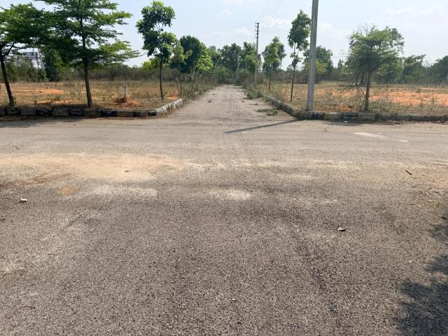 Residential Plot in Mankhal for resale Hyderabad. The reference number is 19867928