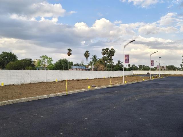 Residential Plot in Maraimalai Nagar for resale Chennai. The reference number is 20924351