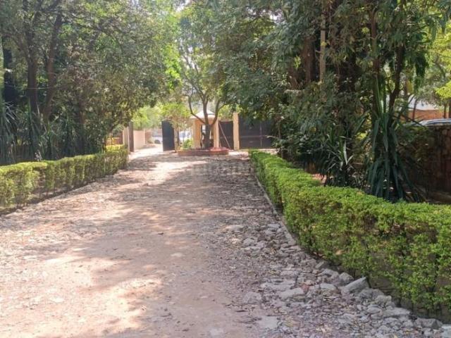 Residential Plot in Maruti Kunj for resale Gurgaon. The reference number is 12911340