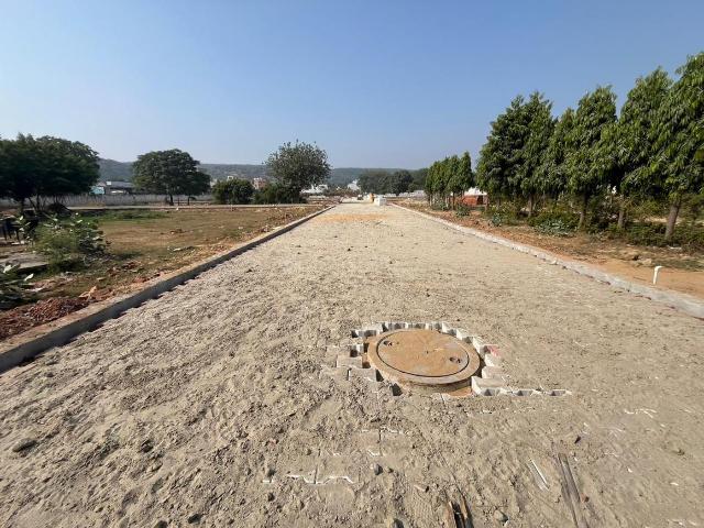 Residential Plot in Maruti Kunj for resale Gurgaon. The reference number is 16468399