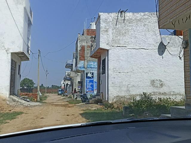 Residential Plot in Maruti Kunj for resale Gurgaon. The reference number is 20972312