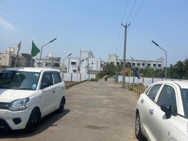 Residential Plot in Melnallathur for resale Chennai. The reference number is 20847437