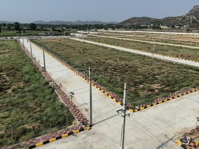 Residential Plot in Mirkhanpet for resale Hyderabad. The reference number is 20102347