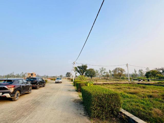 Residential Plot in Mohanlalganj for resale Lucknow. The reference number is 19778334