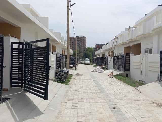 Residential Plot in Mohanlalganj for resale Lucknow. The reference number is 20226970