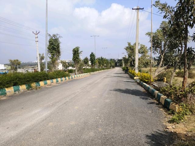 Residential Plot in Moranapalli for resale Hosur. The reference number is 19072268