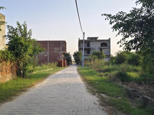 Residential Plot in Morta Village for resale Ghaziabad. The reference number is 19030275