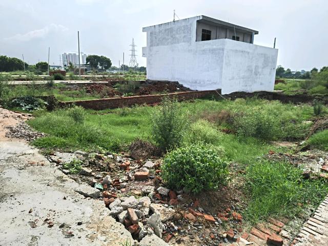 Residential Plot in Morta Village for resale Ghaziabad. The reference number is 20744163