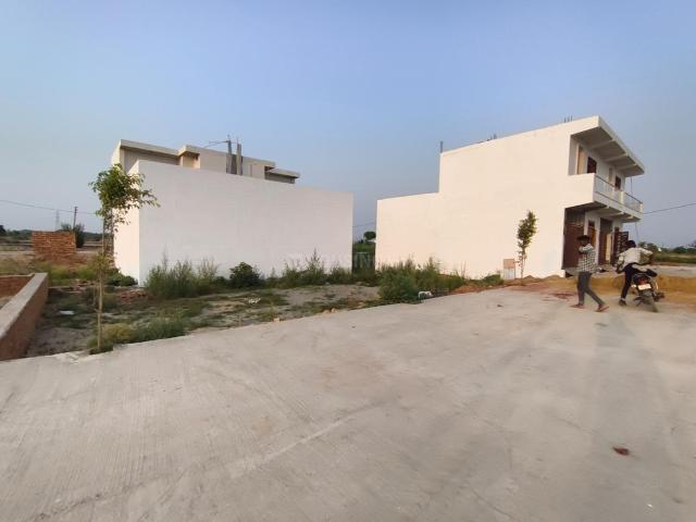 Residential Plot in Morta Village for resale Ghaziabad. The reference number is 20794183
