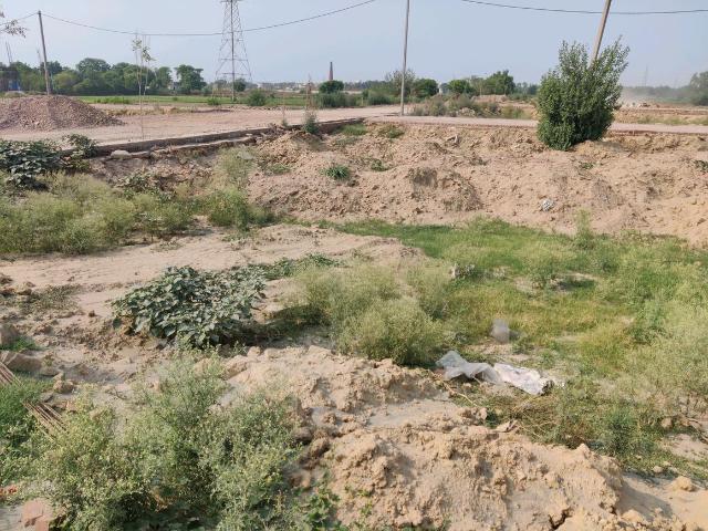 Residential Plot in Morta Village for resale Ghaziabad. The reference number is 20347615