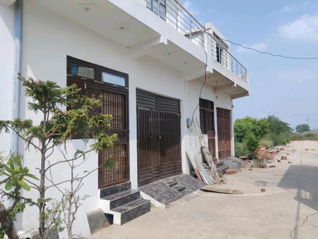 Residential Plot in Morta Village for resale Ghaziabad. The reference number is 20351638