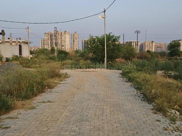Residential Plot in Morti for resale Ghaziabad. The reference number is 20569970