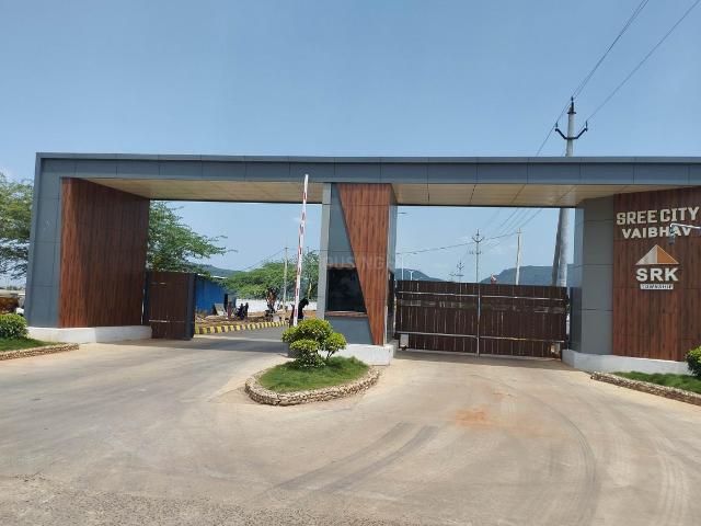 Residential Plot in Nunna for resale Vijayawada. The reference number is 20944327