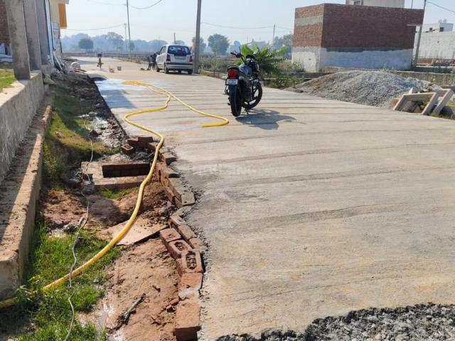 Residential Plot in Nagla Padma for resale Agra. The reference number is 19551767