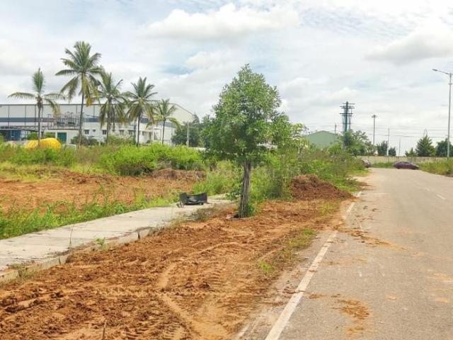 Residential Plot in Nadaprabhu Kempegowda layout for resale Bengaluru. The reference number is 18656342