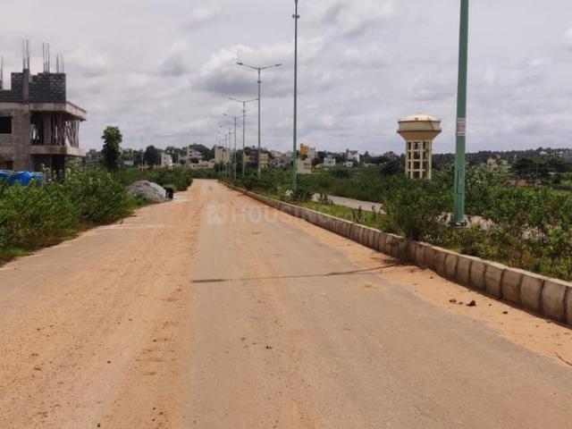 Residential Plot in Nadaprabhu Kempegowda layout for resale Bengaluru. The reference number is 18004095
