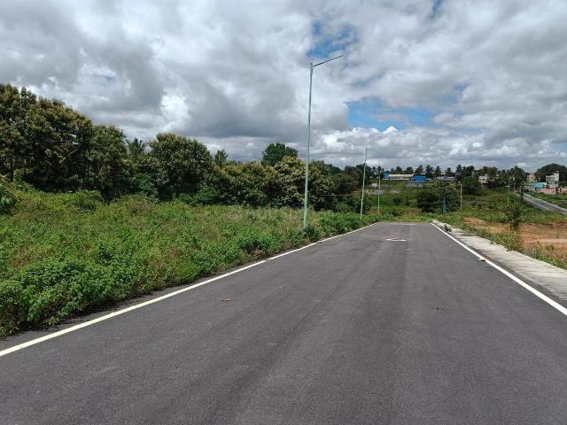 Residential Plot in Nadaprabhu Kempegowda layout for resale Bengaluru. The reference number is 19434020