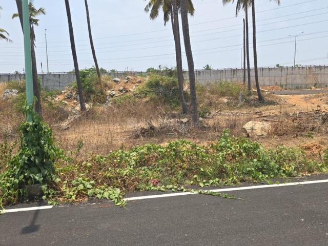 Residential Plot in Nadaprabhu Kempegowda layout for resale Bengaluru. The reference number is 20381731