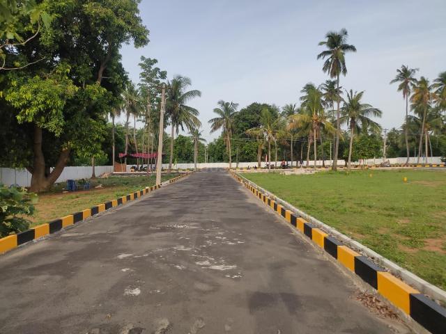 Residential Plot in Naduveerapattu for resale Chennai. The reference number is 19561697