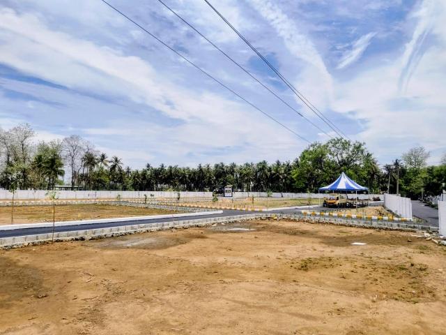Residential Plot in Naduveerapattu for resale Chennai. The reference number is 20547186