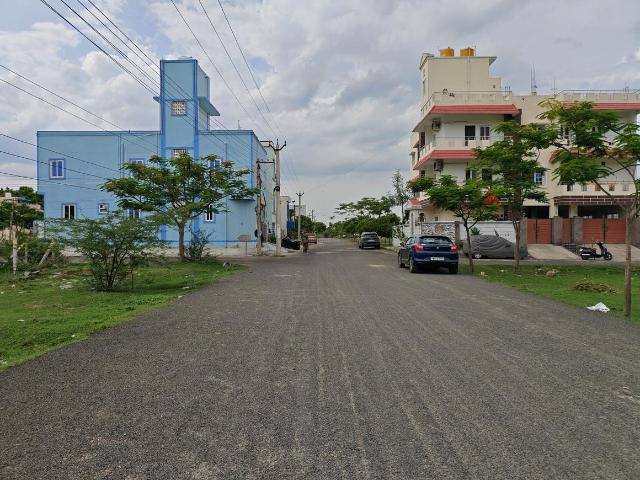 Residential Plot in Naduveerapattu for resale Chennai. The reference number is 20742324