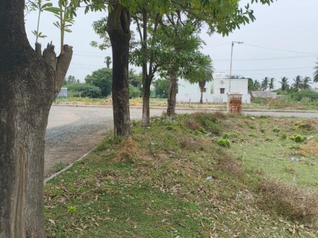 Residential Plot in Nallambakkam for resale Chennai. The reference number is 19489497