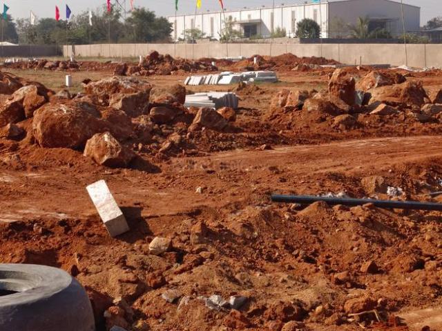 Residential Plot in Narayankhed for resale Sangareddy. The reference number is 19166524