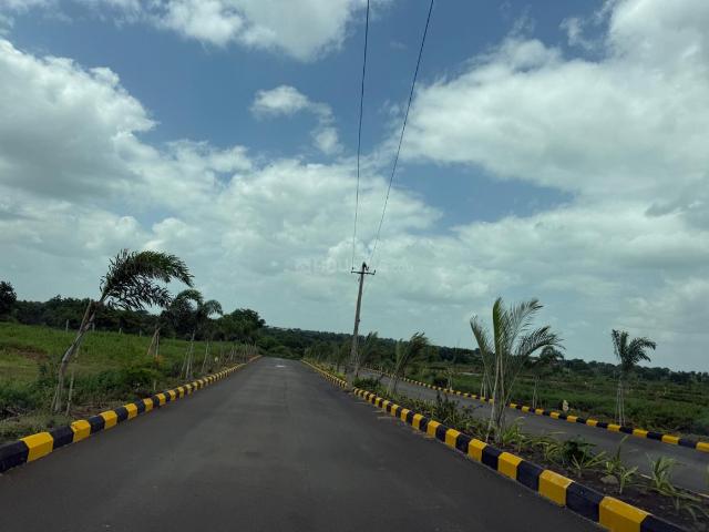 Residential Plot in Narayankhed for resale Sangareddy. The reference number is 20127148