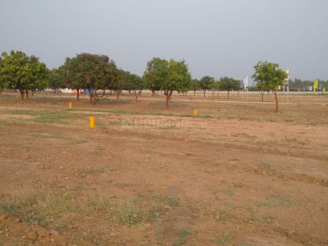 Residential Plot in Narayankhed for resale Sangareddy. The reference number is 20647303