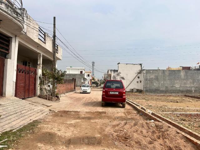 Residential Plot in Naubasta Kala for resale Lucknow. The reference number is 16943179