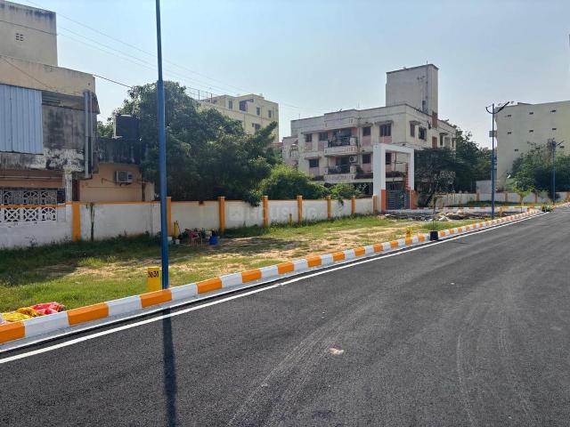 Residential Plot in Navalur for resale Chennai. The reference number is 20712344