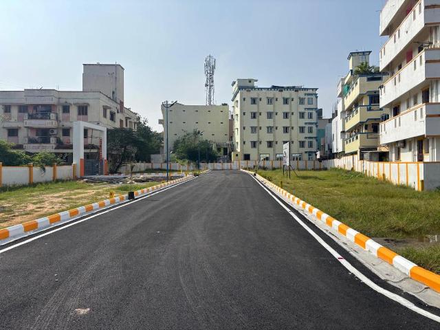 Residential Plot in Navalur for resale Chennai. The reference number is 20712843