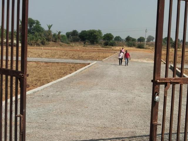 Residential Plot in Naya Raipur for resale Raipur. The reference number is 5893569