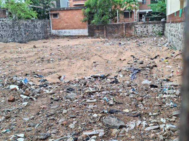 Residential Plot in Neelankarai for resale Chennai. The reference number is 20573985