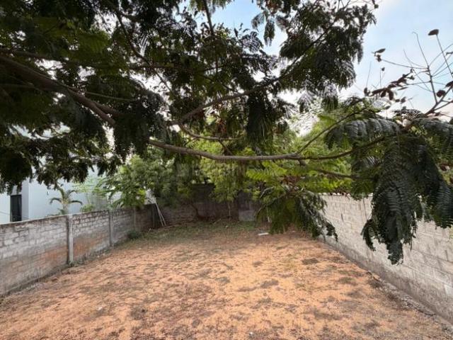 Residential Plot in Neelankarai for resale Chennai. The reference number is 20839106