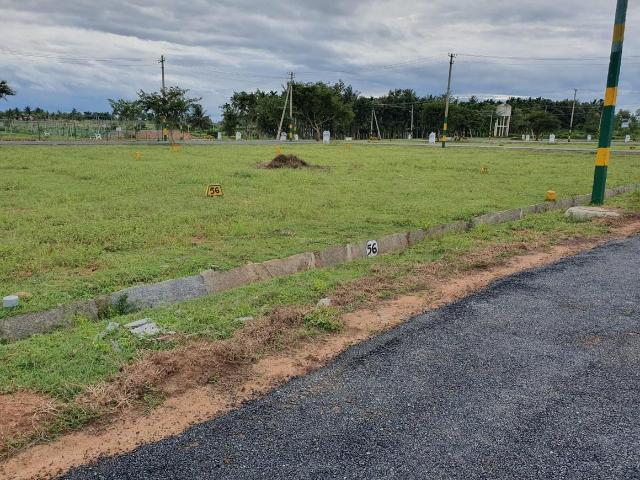 Residential Plot in Nelamangala for resale Bengaluru. The reference number is 6460013